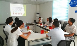 中岳店&ldquo;互换面对面，沟通心贴心&rdquo;员工经验互换会圆满进行！