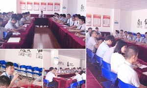 yp街机之家襄阳店2019年上半年工作总结会暨第三季度员工生日会圆满召开！